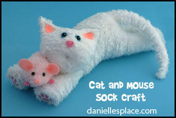 Sock cat and mouse craft for Kids