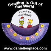 Reading is Out of This World Paper Plate Activity and Bulletin Board Display www.daniellesplace.com