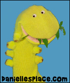 caterpillar sock puppet craft for kids www.daniellesplace.com