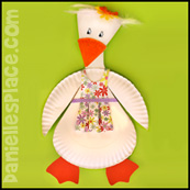 Mother Goose Paper Plate Craft for Kids www.daniellesplace.com