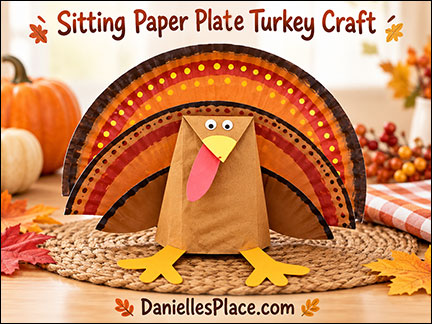 Sitting Turkey Paper Plate Decoration Craft for Thanksgiving Table